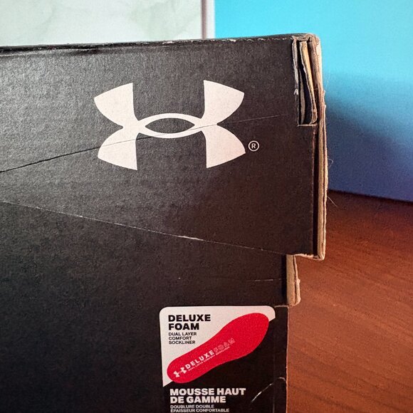 NIB Under Armour Mens Athletic Shoes, Grey and Red, Size 12 - Picture 4 of 5